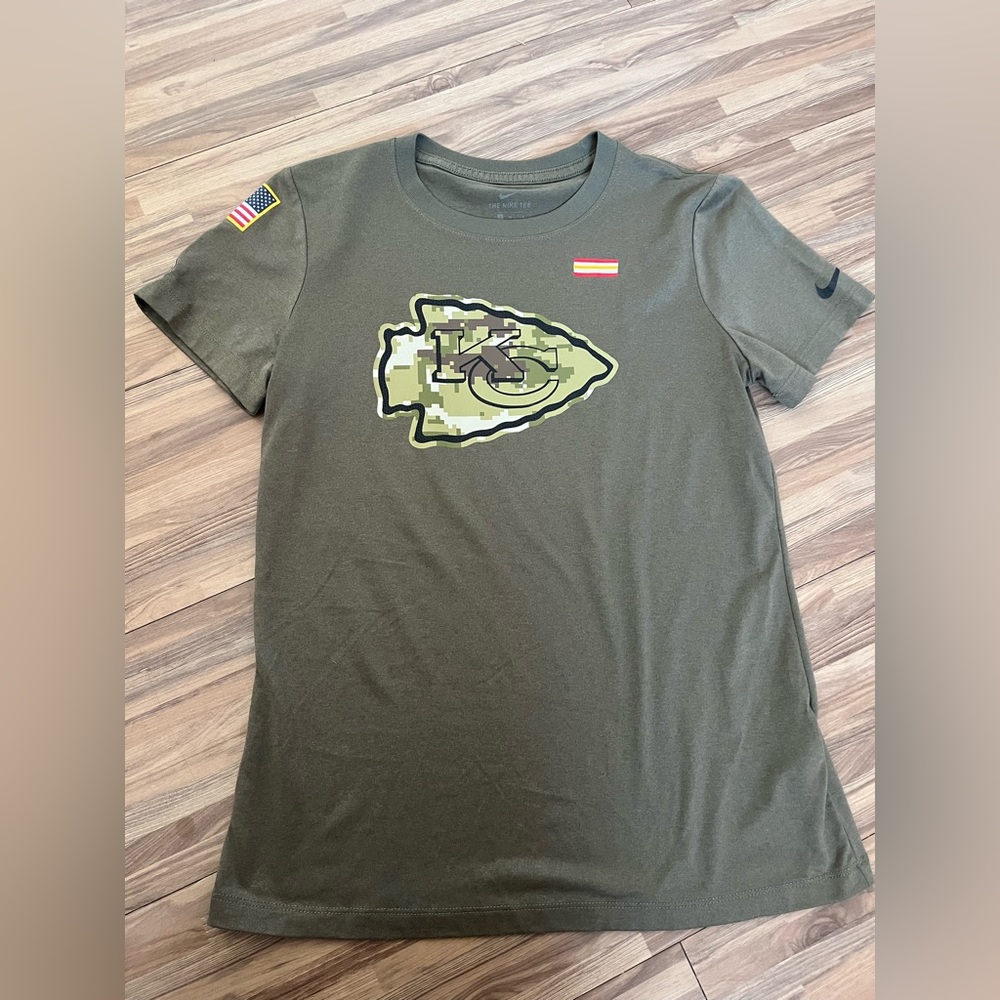 NWOT Nike KC Chiefs shirt